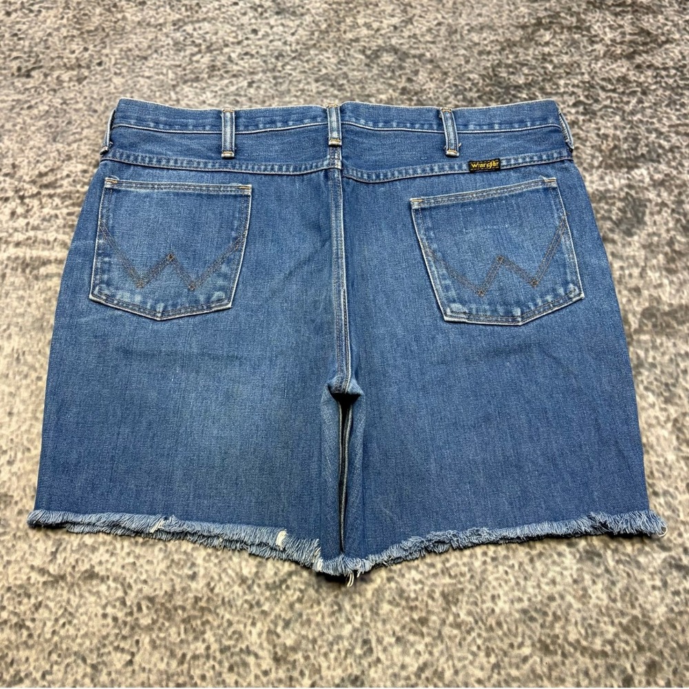VTG Wrangler Shorts Denim Cut Off 36 Blue Outdoors Casual Summer 80s 90s Jorts
